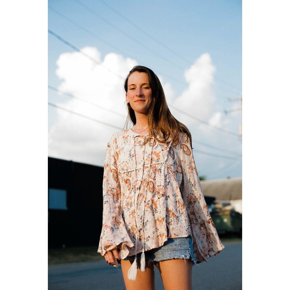 elan pale pink bell sleeve blouse